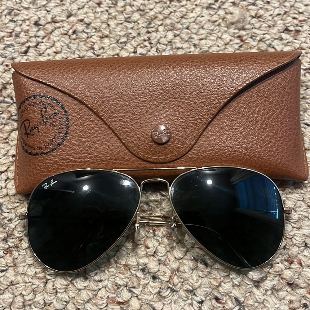 Ray-Ban RB 3025 Aviator Large Gold Metal with Green Lenses - Picture 5 of 7